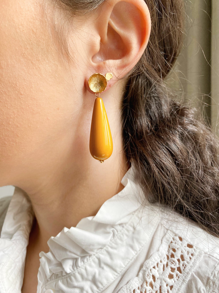 Trendy Gold-Plated Earrings with Colored Resin 